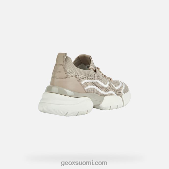 vaalea taupe 42HD279 Geox näyttelijä naisen kanssa